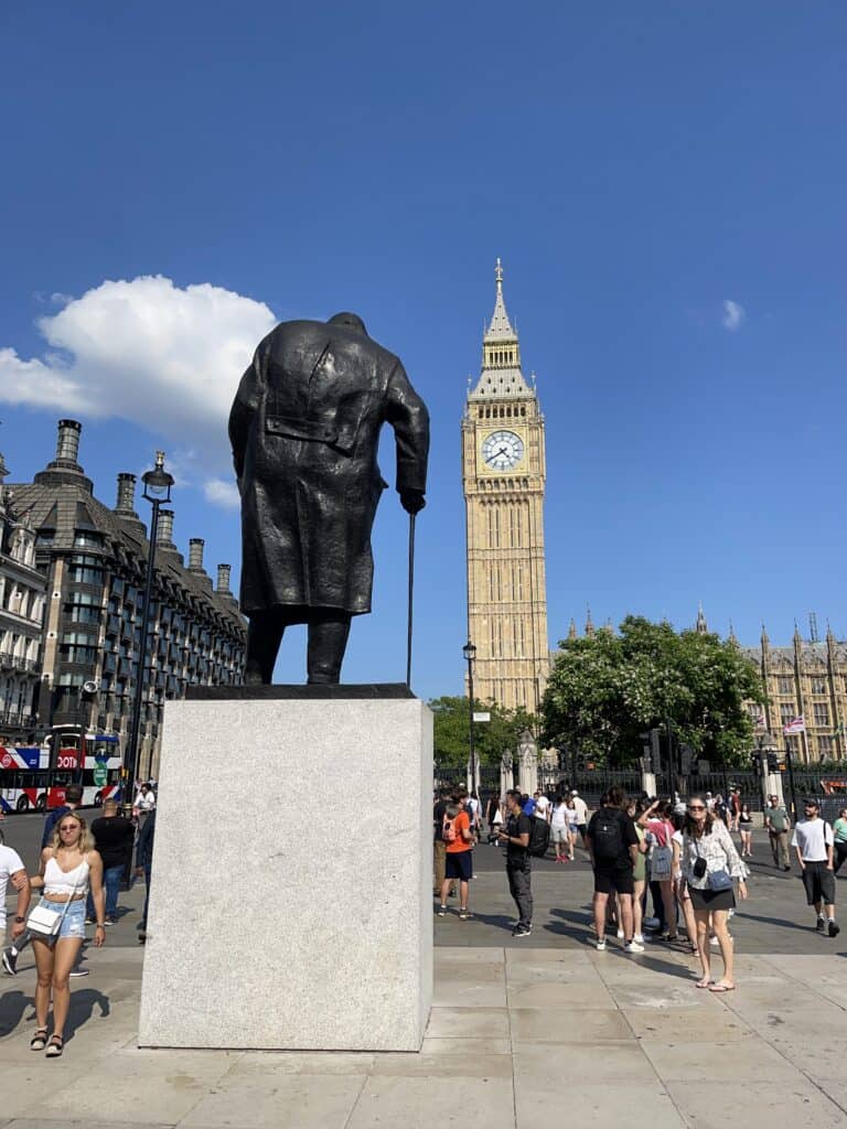 Winston Churchill statue facing Big Ben