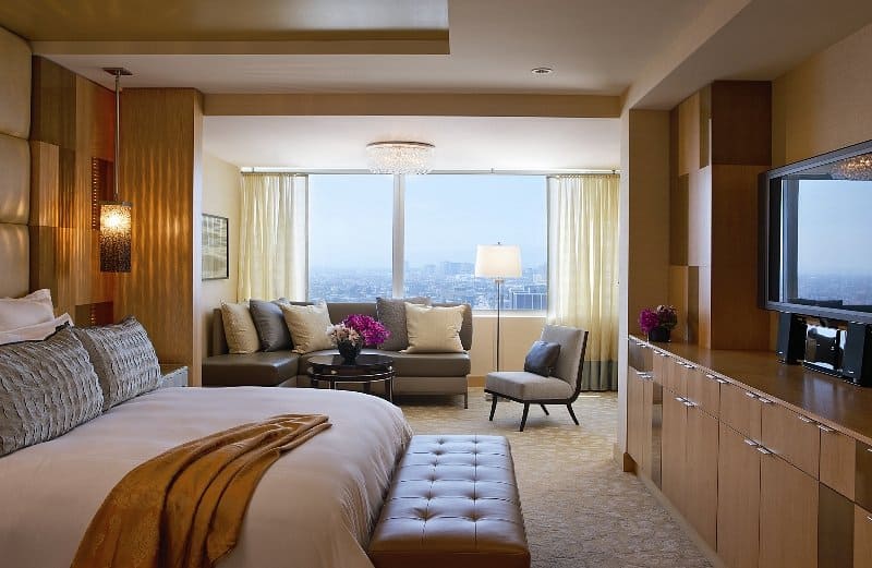 Ritz Carlton Los Angeles suite
