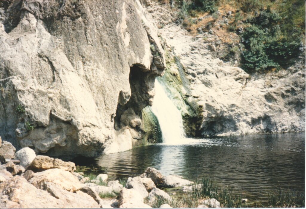 Photo of Paradise Falls at Wildwood Regional Park in Thousand Oaks, CA